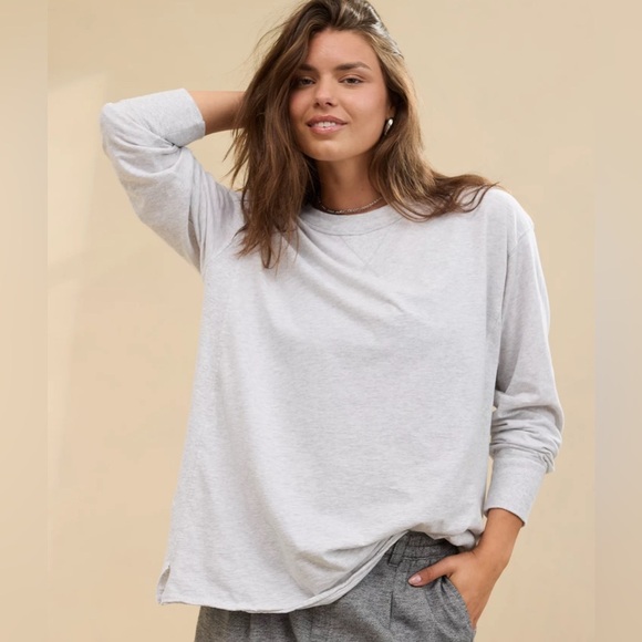 Aerie/ Real soft/ Off-white/ Oversized/ Long sleeved/ Shirt/ Size US S - Picture 1 of 12